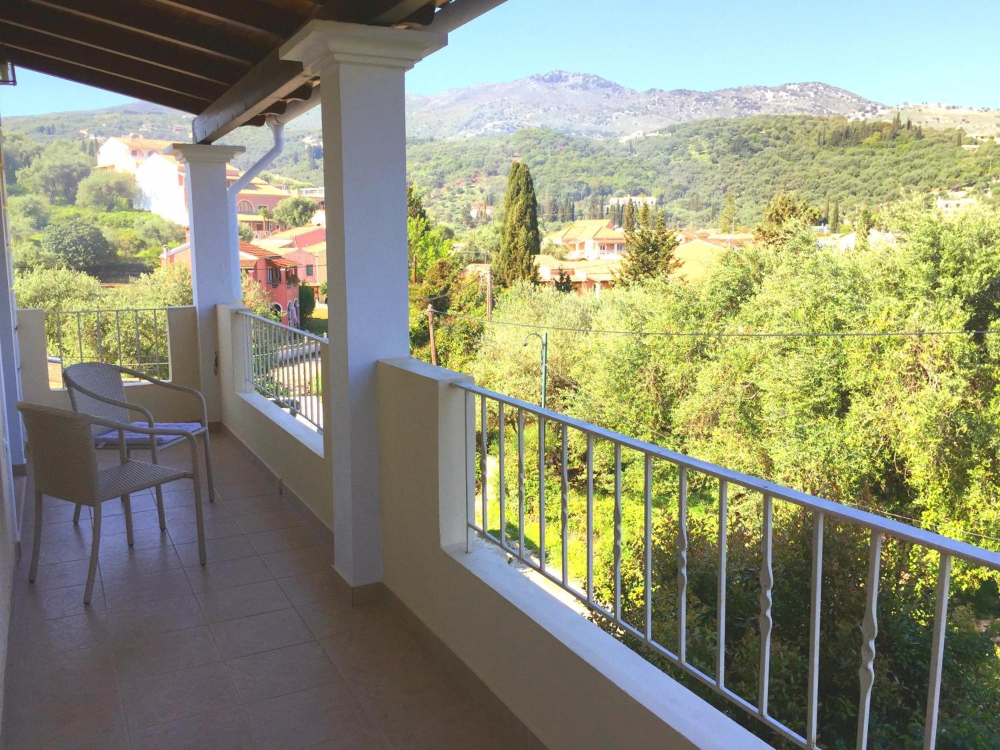 Villa Petrino - Central Flat Location Within Kassiopi. Sleeps 8 外观 照片